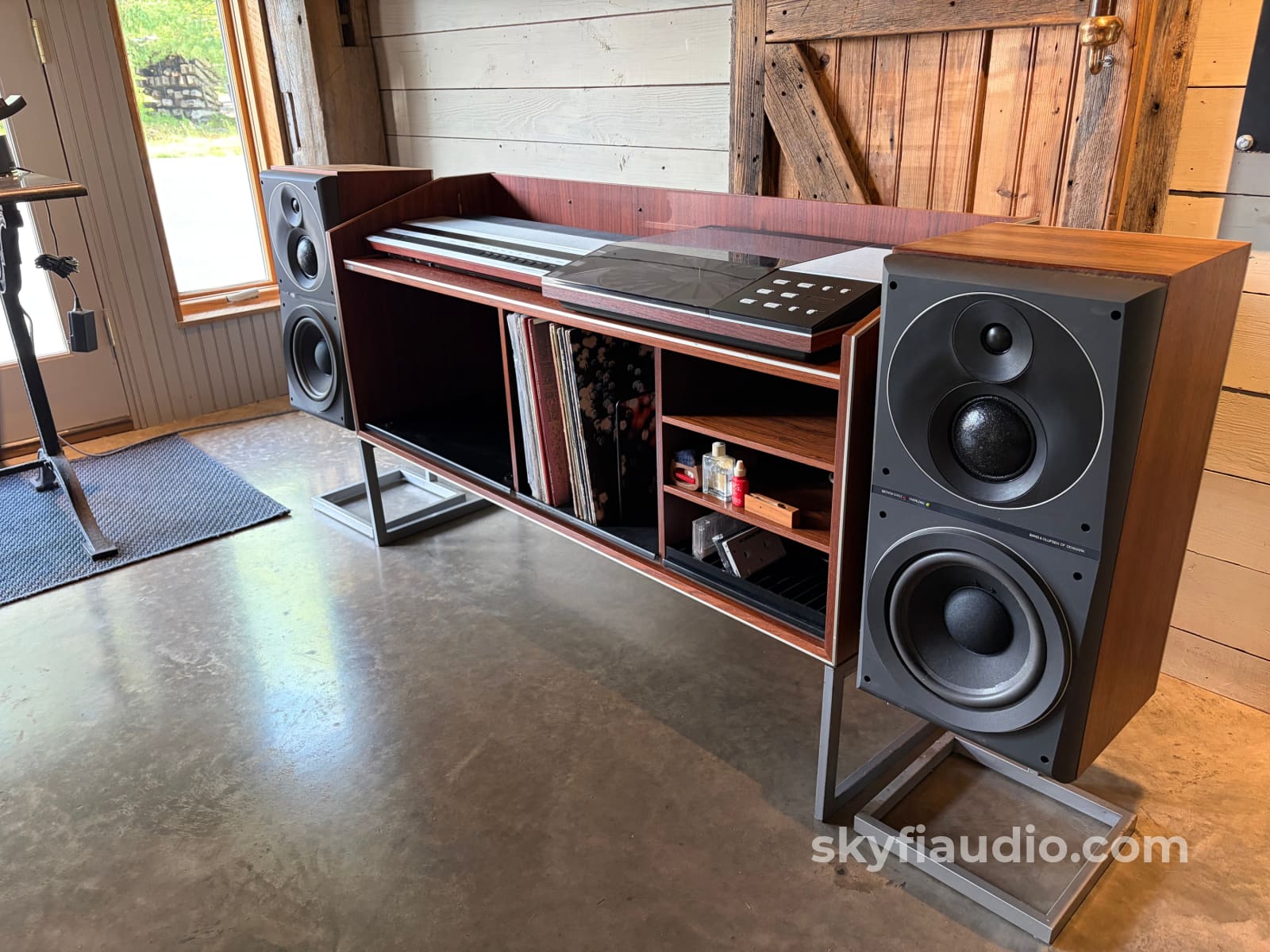 Bang & Olufsen B&O Complete System - Including Receiver, Turntable, Speakers  and Original Rare Cabinet - Image 3