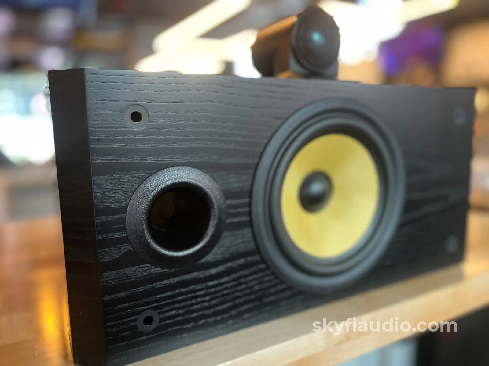 Bowers & Wilkins Matrix HTM Center Channel Speaker - Image 3