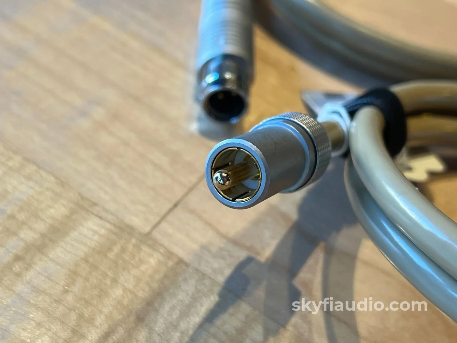 Cello Strings - Fischer to RCA Audio Interconnects (Pair) - 41" - Image 4