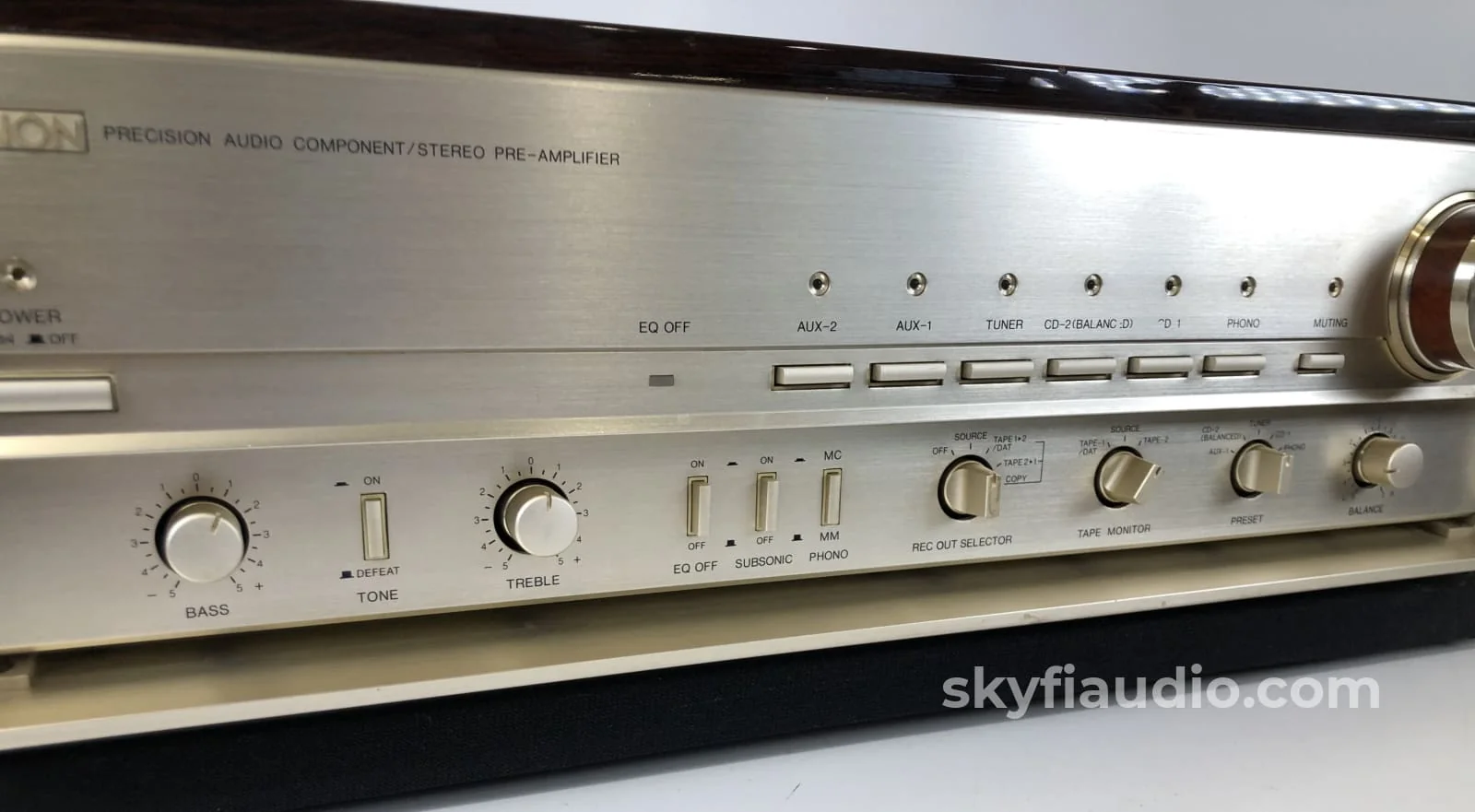 Denon PRA-2000RG - Reference Gold Limited Edition Preamp with Phono - RARE - Image 4
