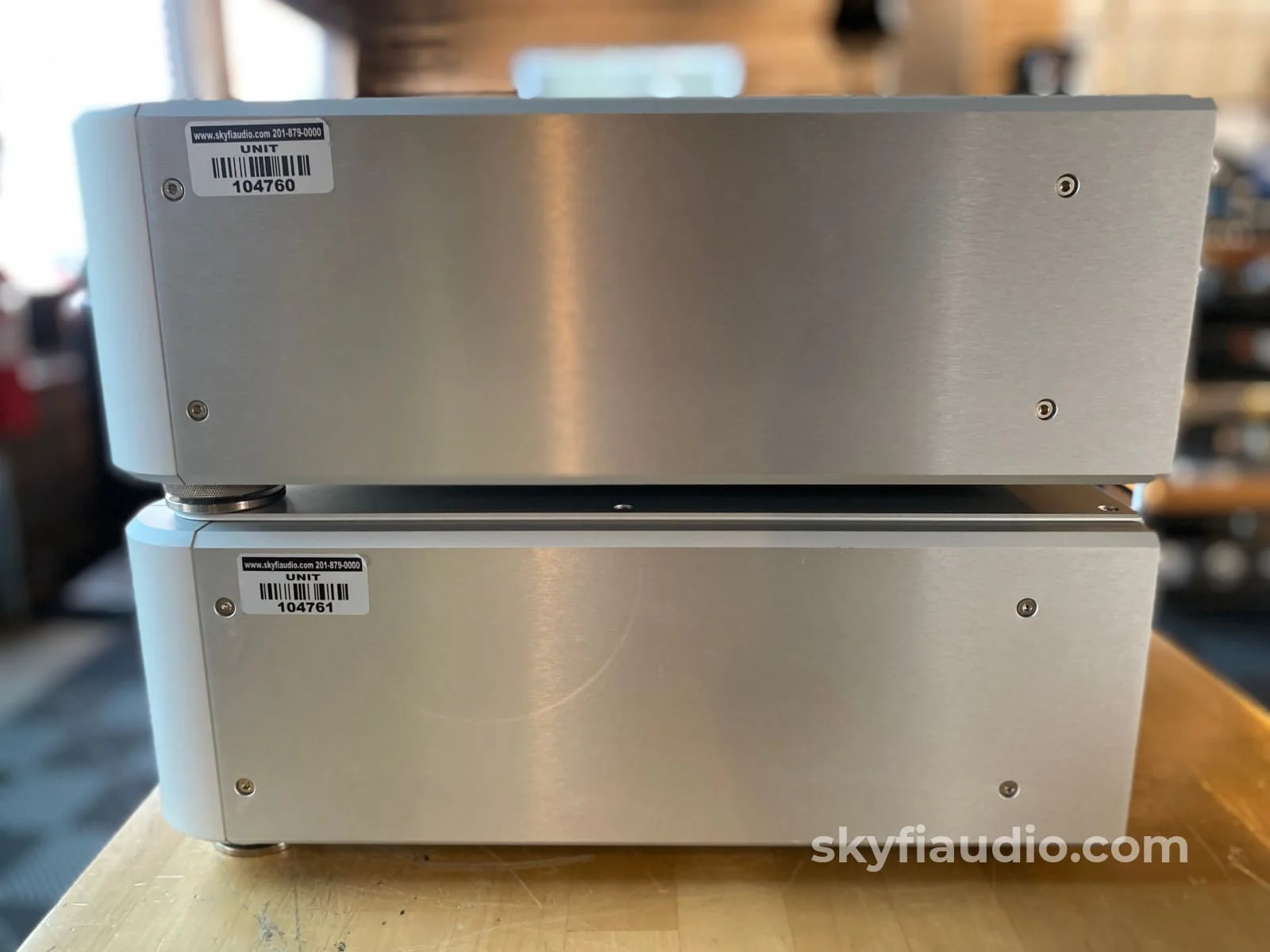 Esoteric P-03 SACD/CD Transport & D-03 D/A Converter (DAC) - Image 17