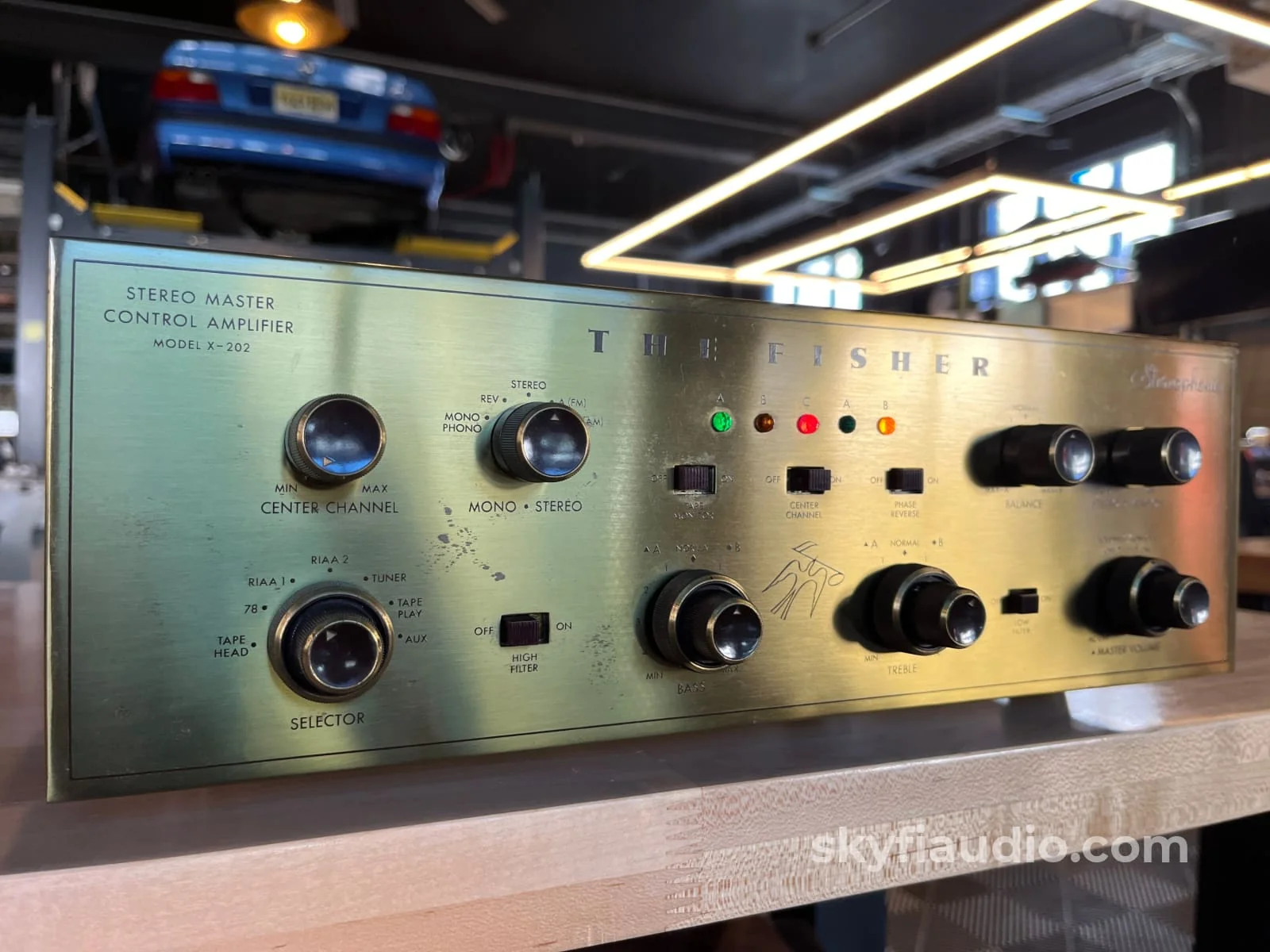 Fisher X-202 Stereo Master Control Integrated Amplifier with Premium Vintage Tubes - Serviced - Image 2