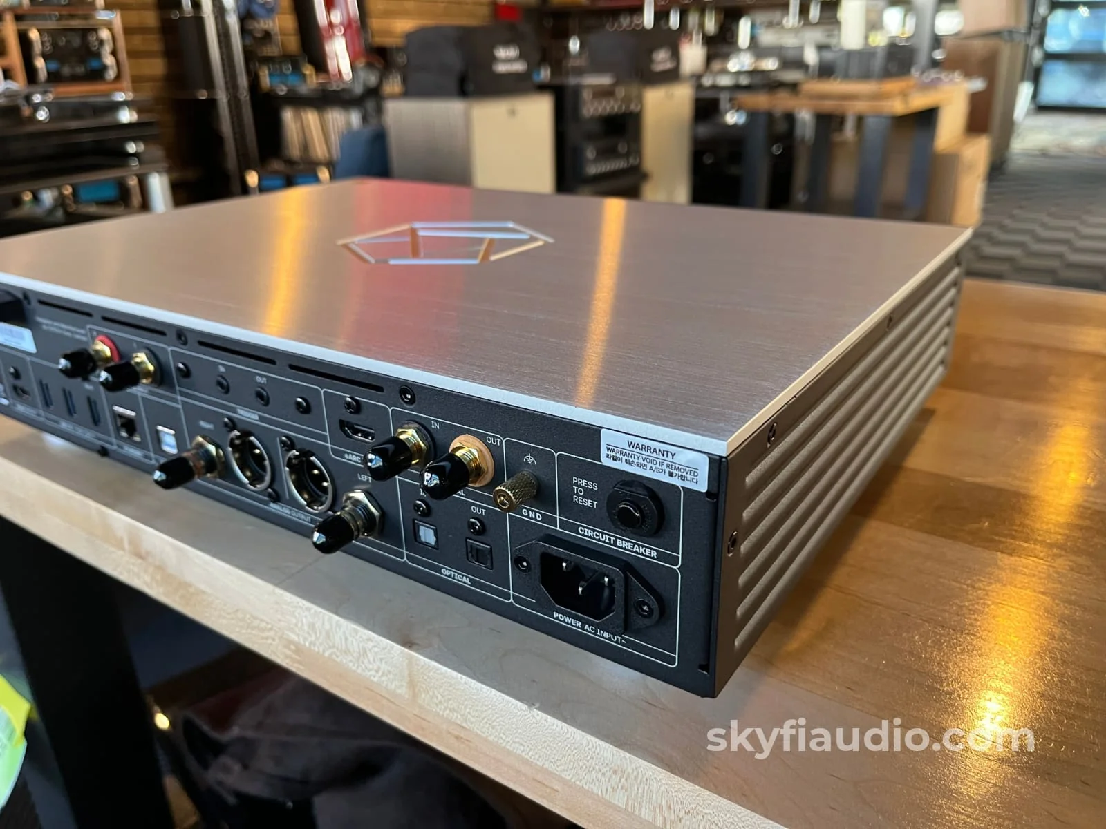 HiFi Rose RS451 Network Streamer and DAC - Image 6