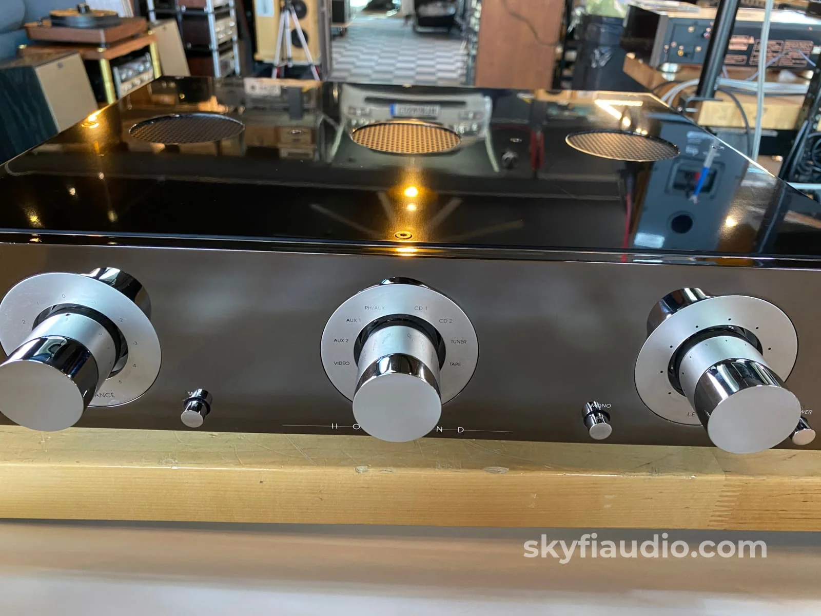 Hovland HP-100 Tube Analog Line Level Preamp - Stunning Inside and Out! - Image 4