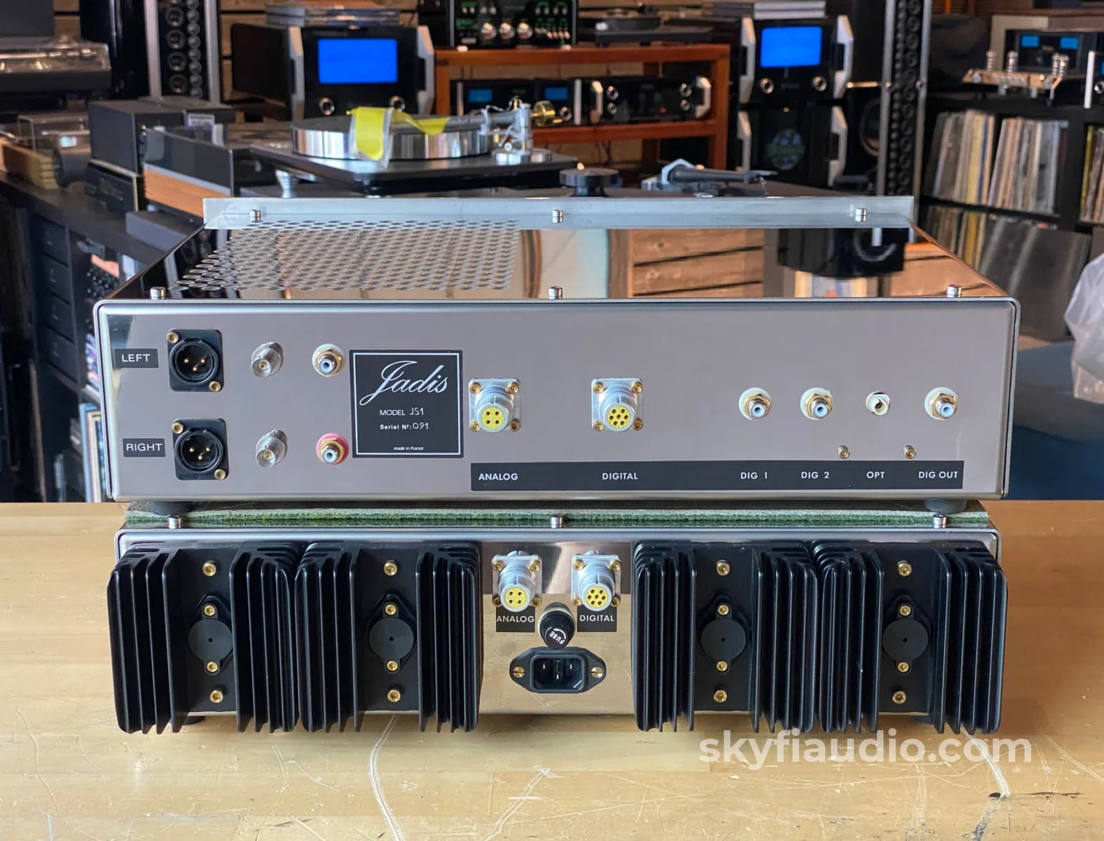 Jadis JS1 MKI Dual Chassis Tube DAC with Tube Power Supply - Made In France - Image 11