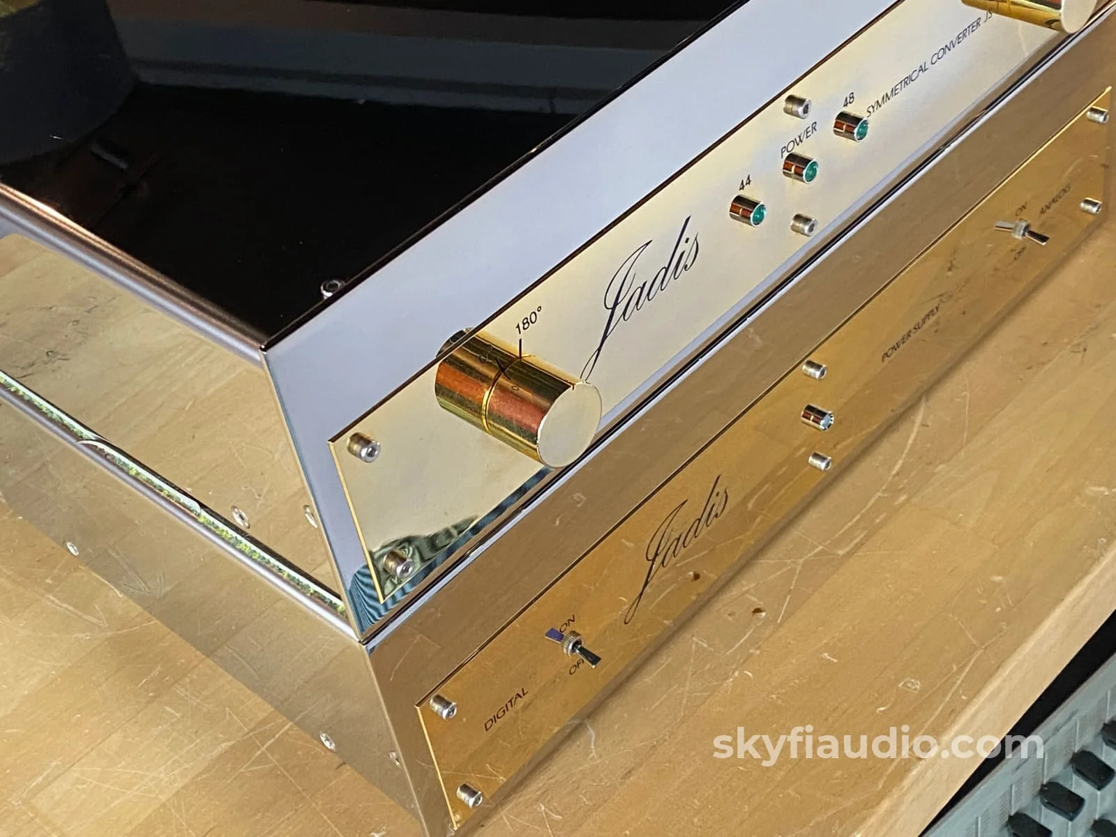 Jadis JS1 MKI Dual Chassis Tube DAC with Tube Power Supply - Made In France - Image 5