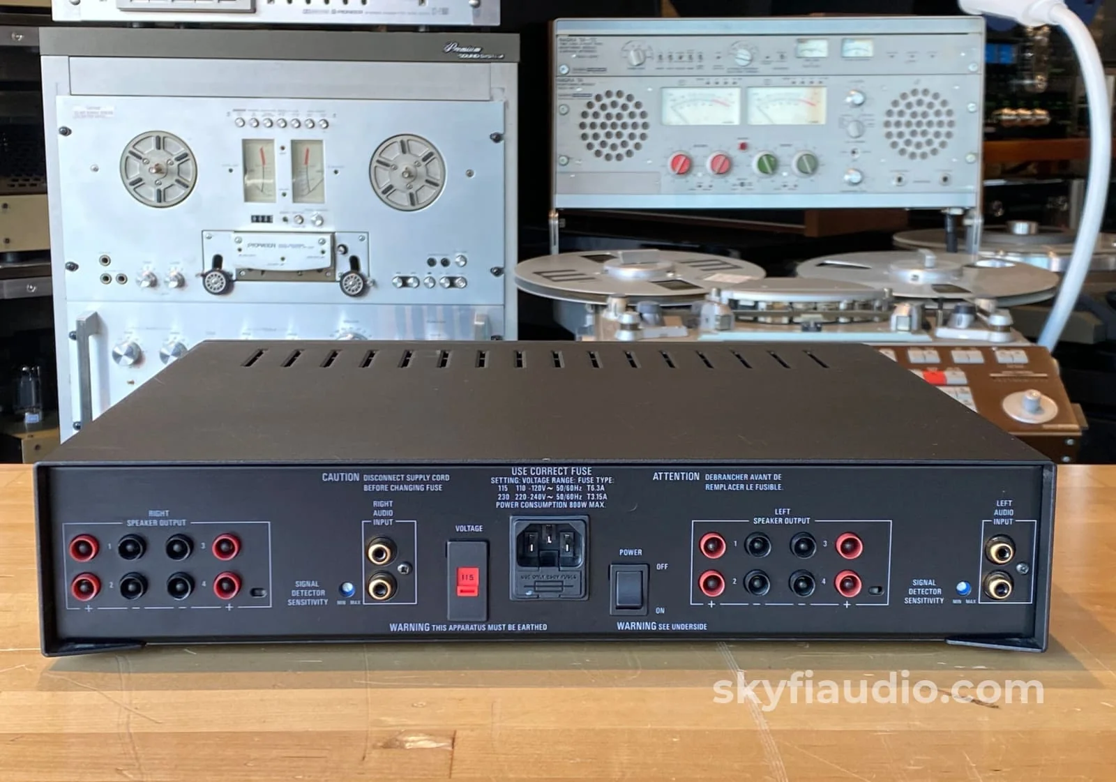 Linn AV 5105 Dual-Mono Design Amplifier - 100W x 2 - Image 4