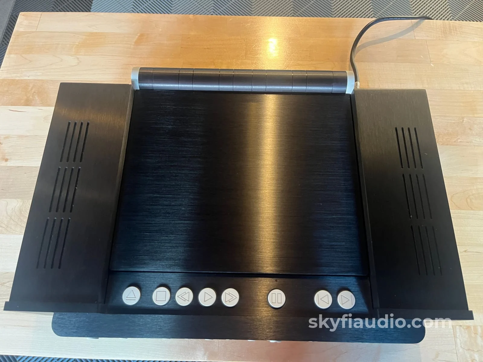 Mark Levinson No. 31 Top Loading CD Transport w/ No. 30 Reference Digital Processor + PLS-330 External Power Supply - Image 12