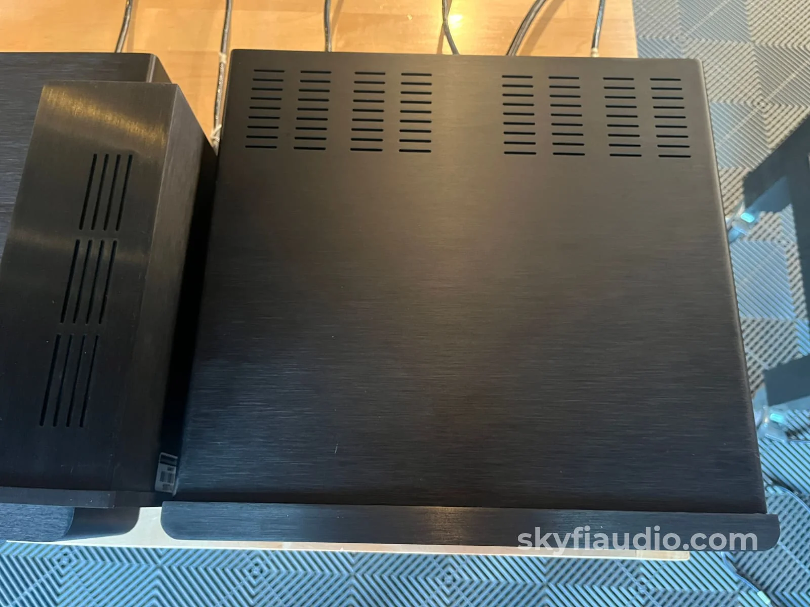 Mark Levinson No. 31 Top Loading CD Transport w/ No. 30 Reference Digital Processor + PLS-330 External Power Supply - Image 13