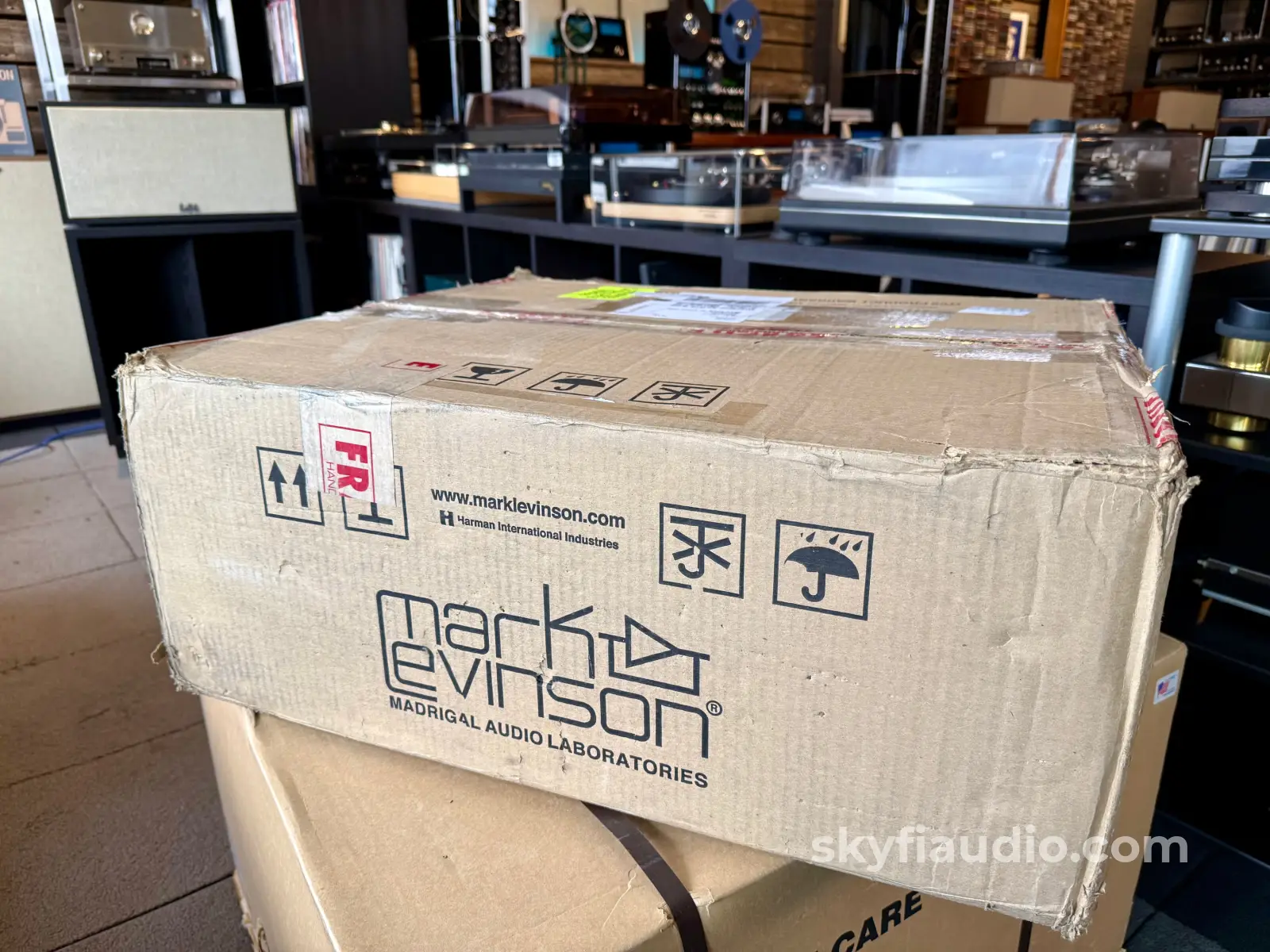Mark Levinson No. 390S CD Transport - Image 16
