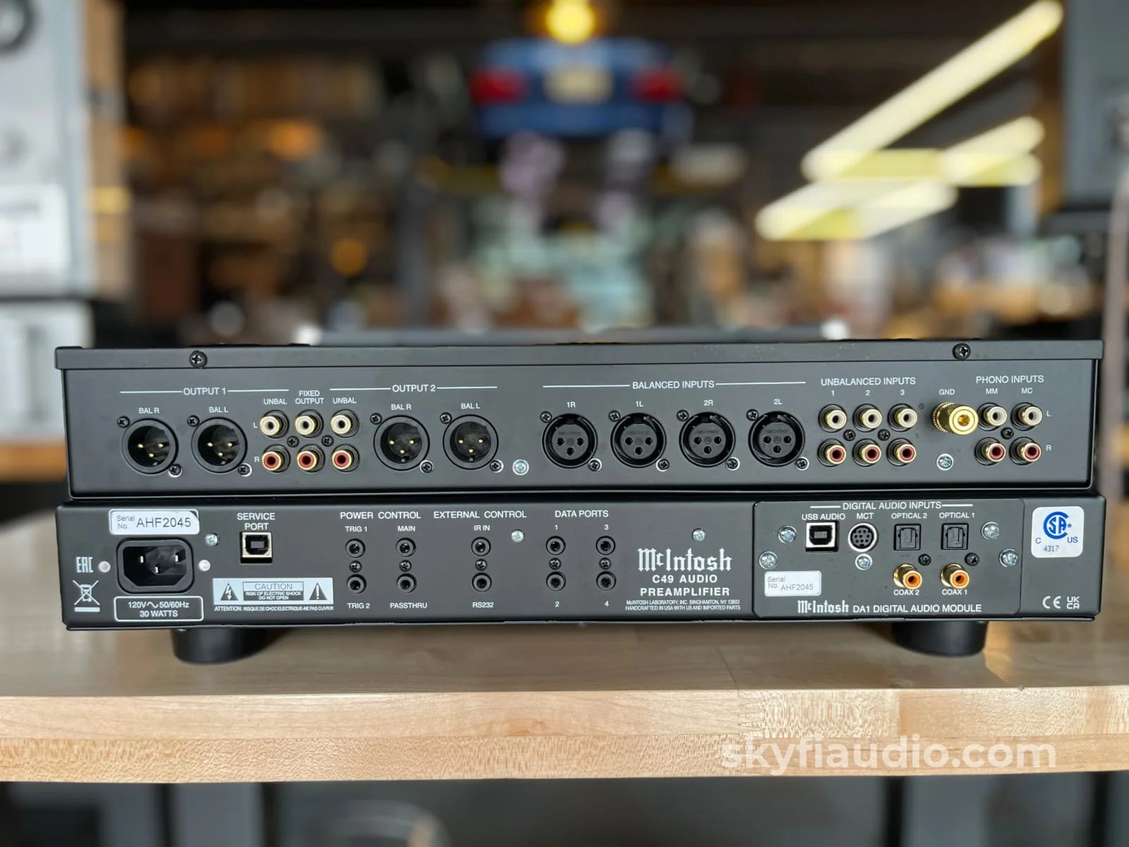 McIntosh C49 Solid State Preamplifier and DAC - Pre-Loved - Image 5