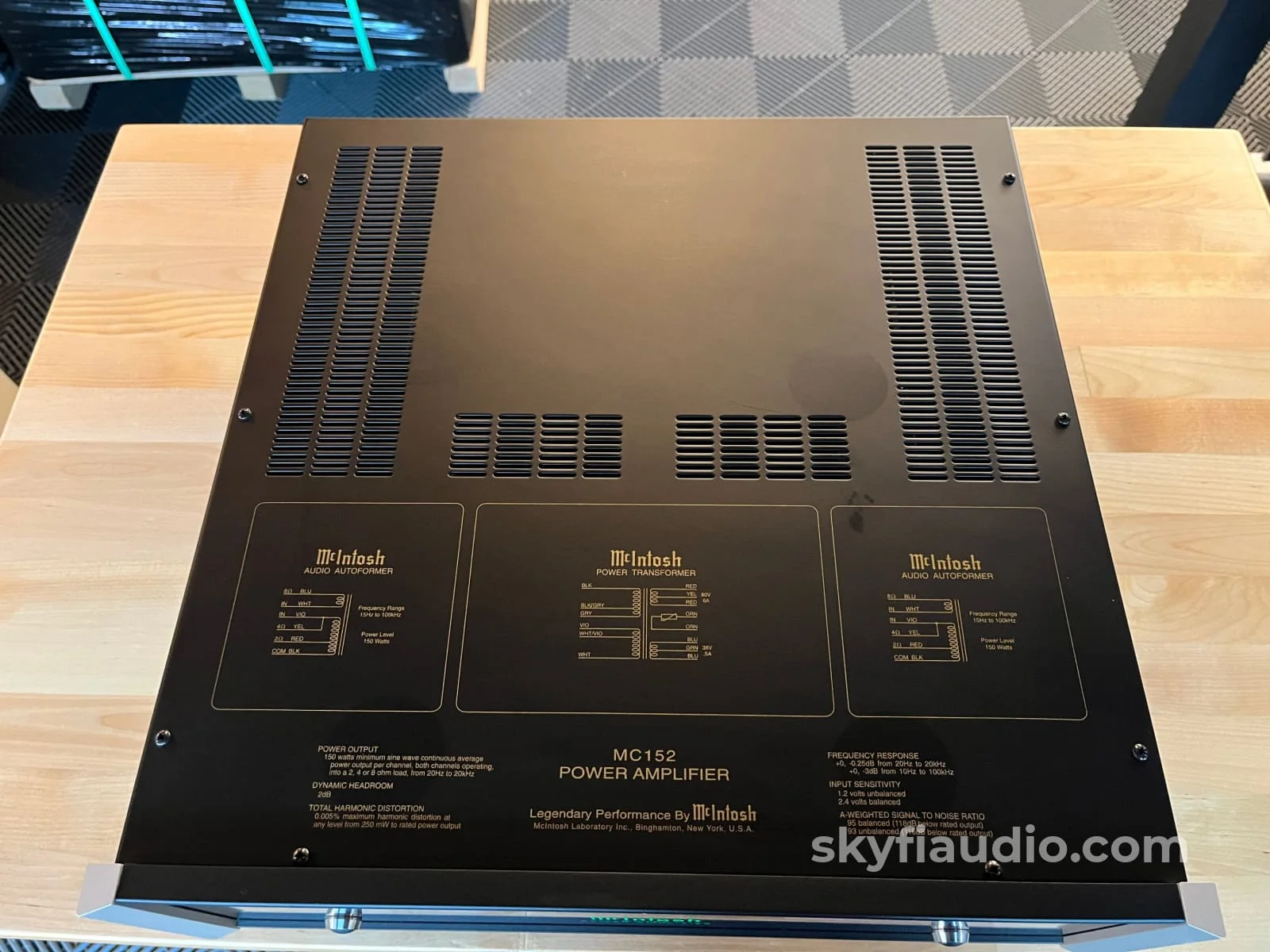 McIntosh MC152 Solid State Amplifier - Pre-Loved - Image 7