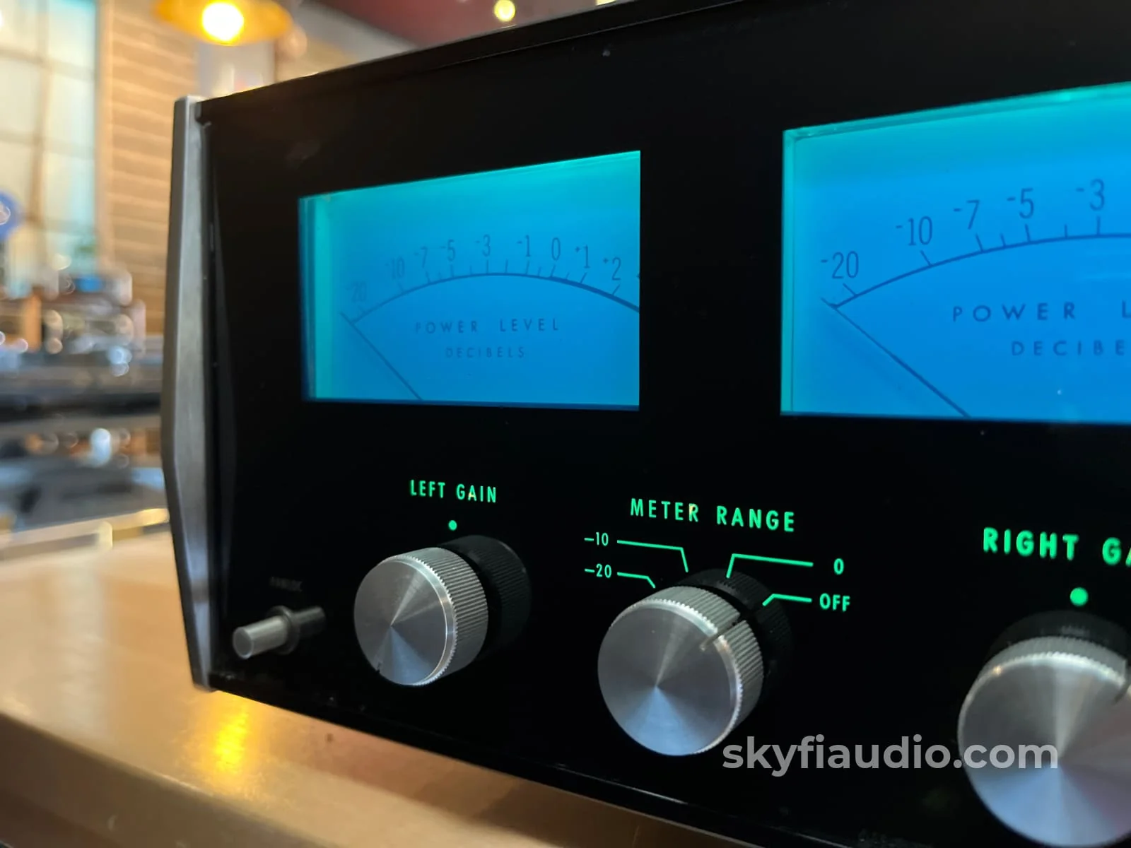 McIntosh MC2505 Vintage Solid State Amplifier - Serviced Late Serial - Image 4