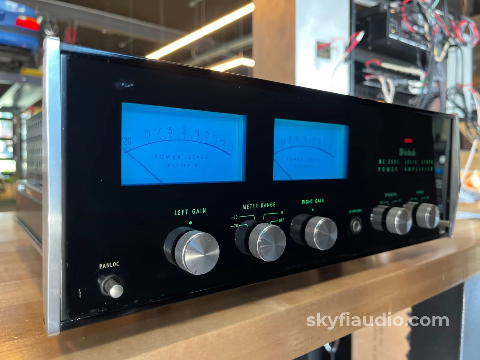 McIntosh MC2505 Vintage Solid State Amplifier - Serviced Late Serial - Image 6
