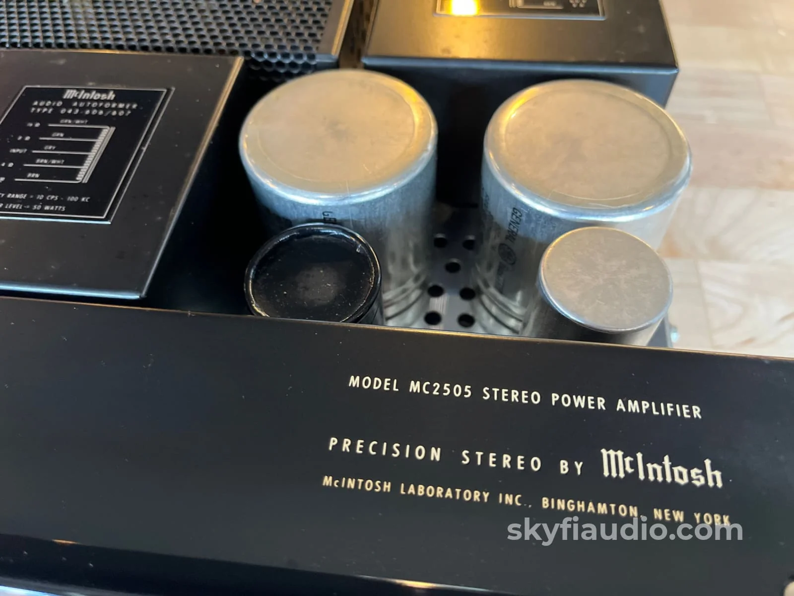 McIntosh MC2505 Vintage Solid State Amplifier - Serviced Late Serial - Image 9