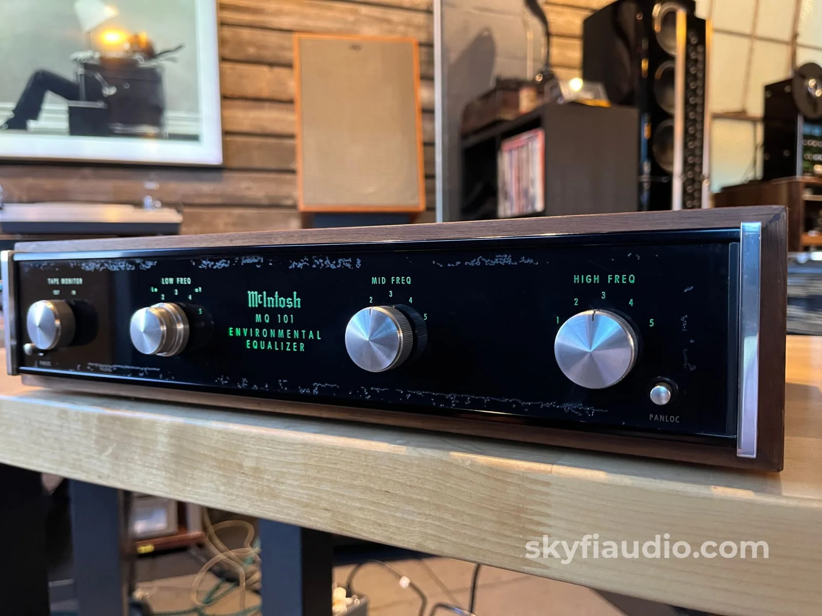 McIntosh MQ101 Vintage 3 Band Equalizer- W/ Wood Case - Overhauled - Image 2