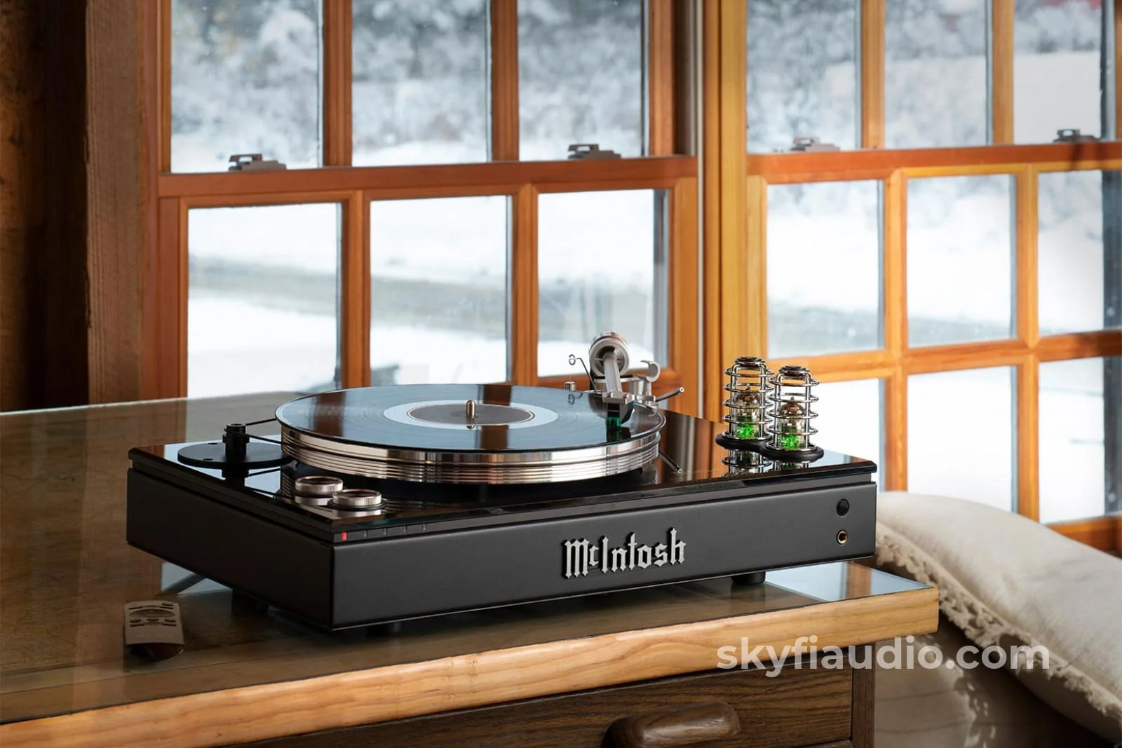 McIntosh MTI100 Integrated Turntable with Sumiko Cartridge - NEW - Image 13