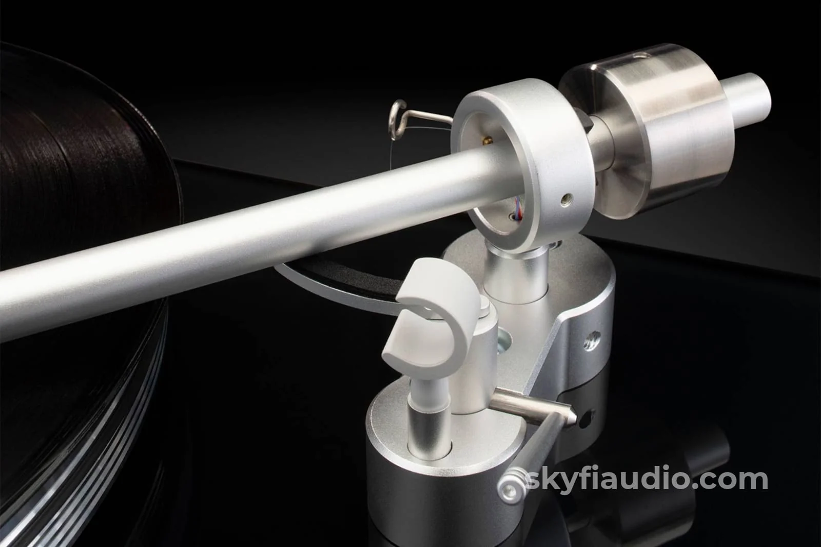 McIntosh MTI100 Integrated Turntable with Sumiko Cartridge - NEW - Image 8