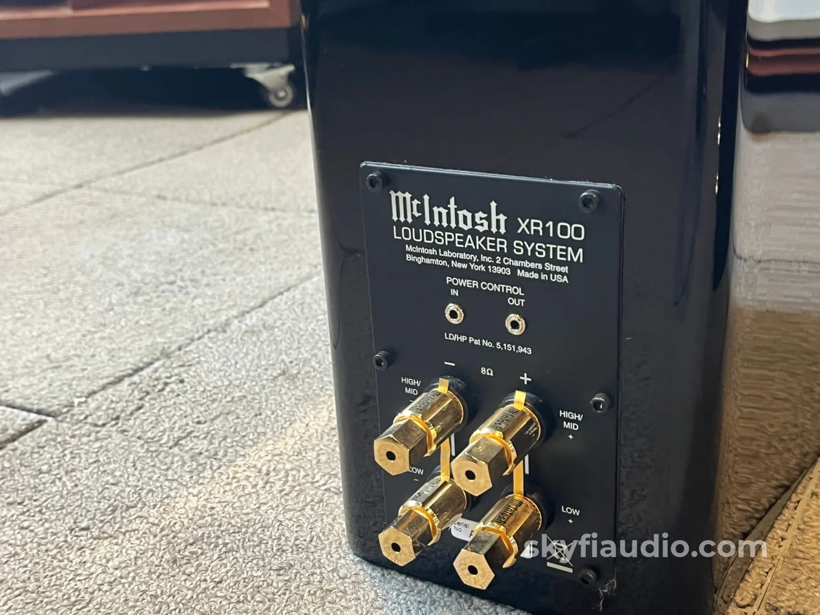 McIntosh XR100 Floorstanding Speakers (Pair) - Pre-Loved - Image 18