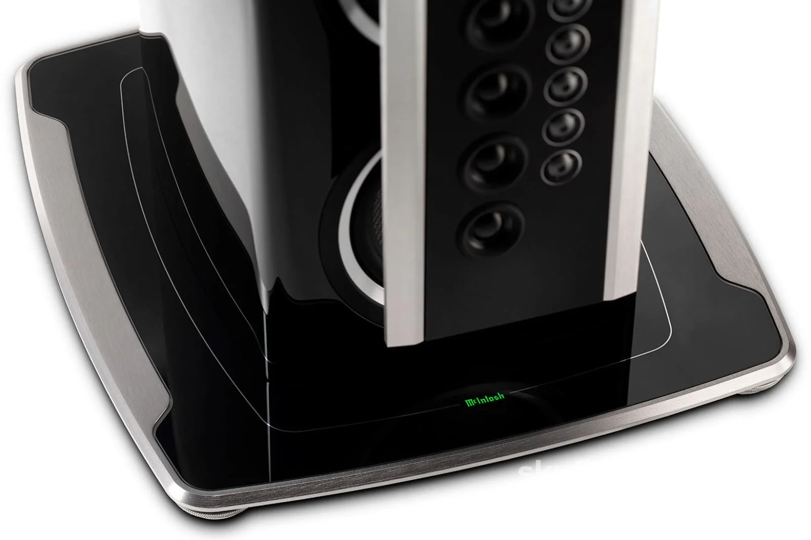 McIntosh XRT2.1K Floorstanding Loudspeaker (Pair) - NEW - Image 11