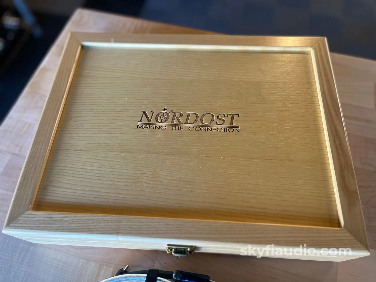 Nordost Valhalla RCA Interconnects (Pair) - Silver (Ag) Locking WBT Connectors - 2.2m - Image 10