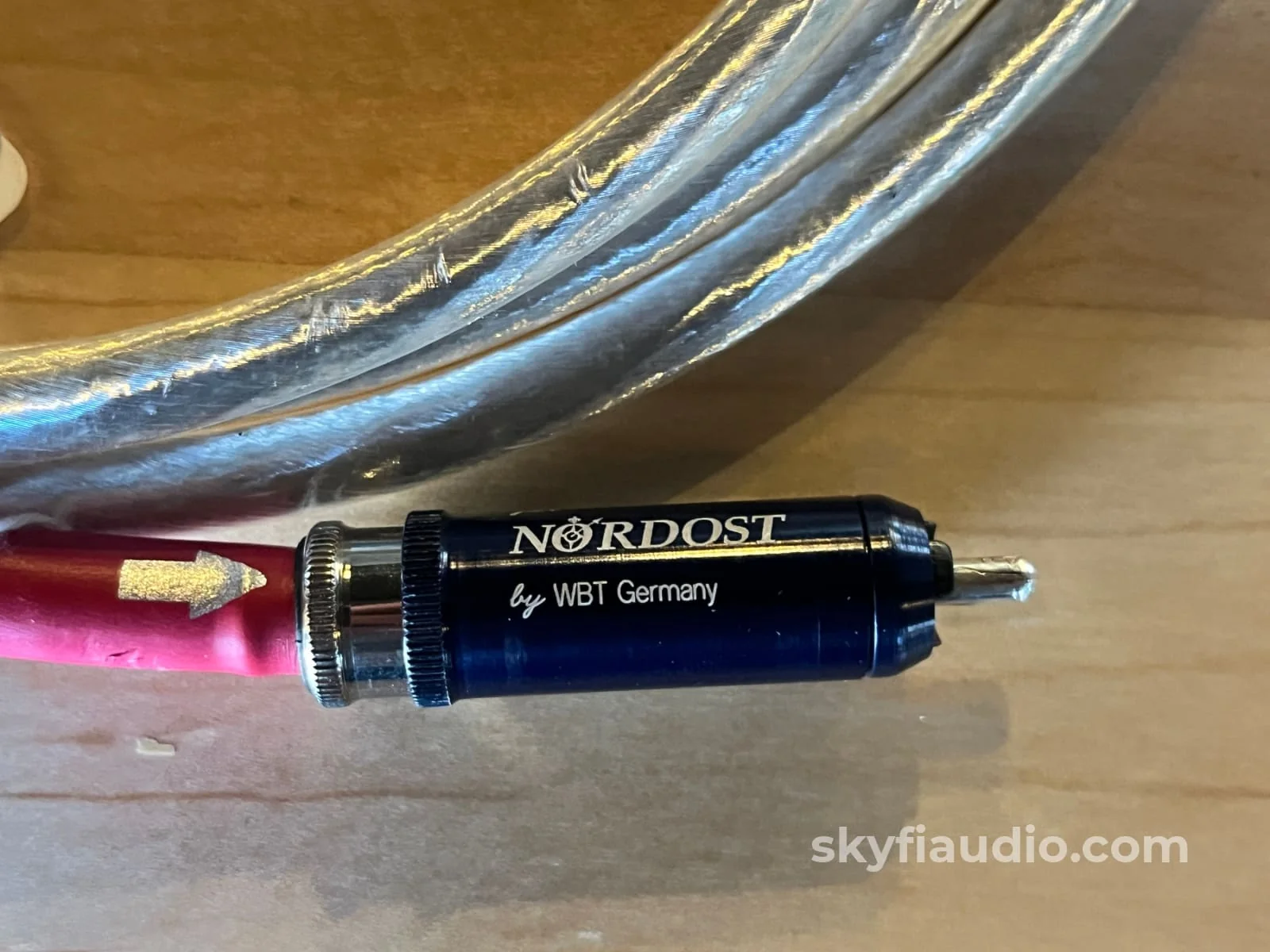 Nordost Valhalla RCA Interconnects (Pair) - Silver (Ag) Locking WBT Connectors - 2.2m - Image 5
