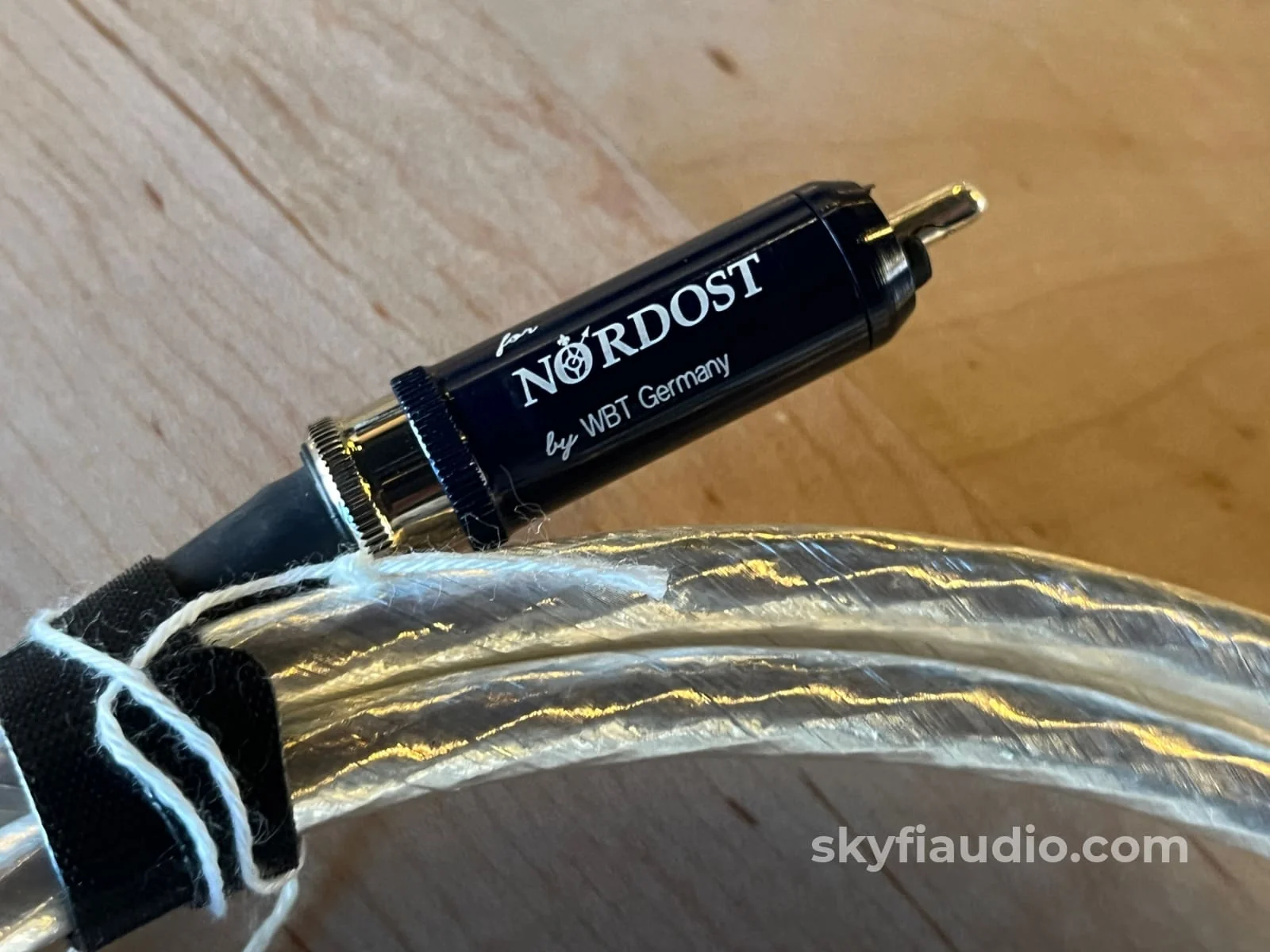Nordost Valhalla RCA Interconnects (Pair) - Silver (Ag) Locking WBT Connectors - 2.2m - Image 7