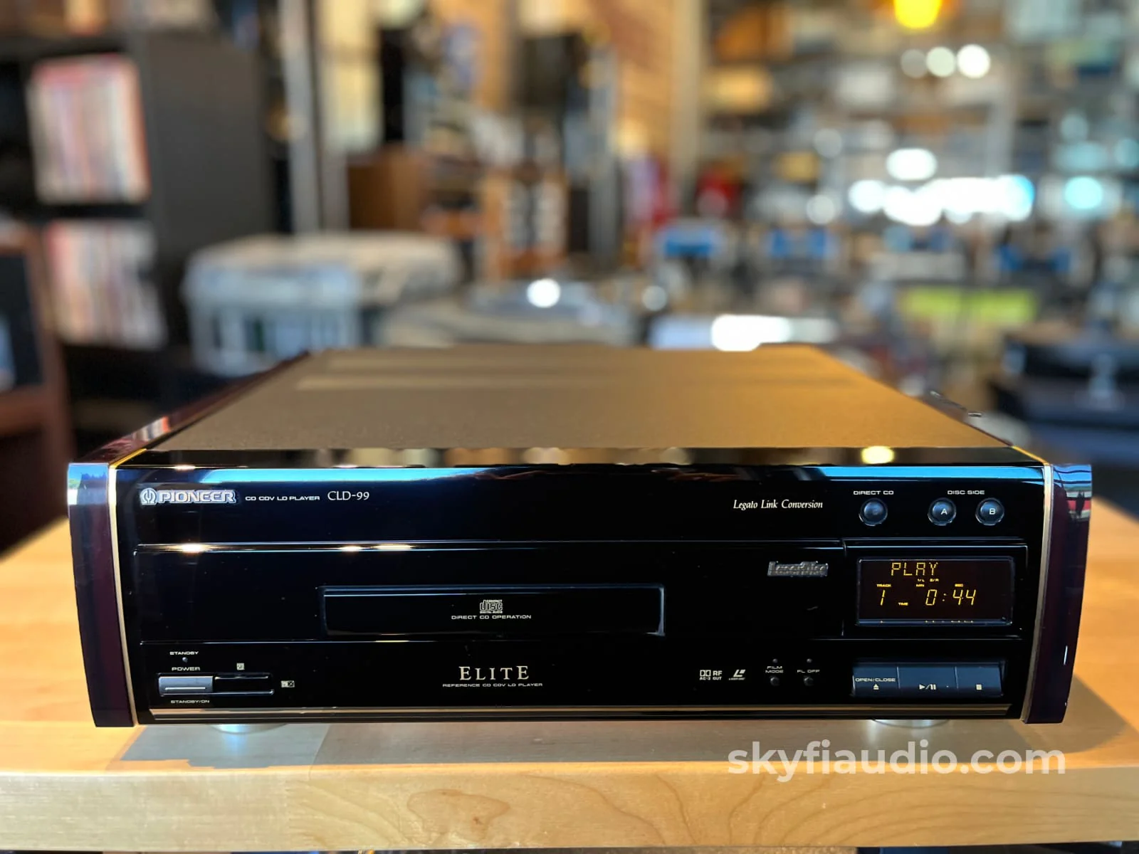 Pioneer Elite CLD-99 LaserDisc Player - With Original Jog-Dial Remote