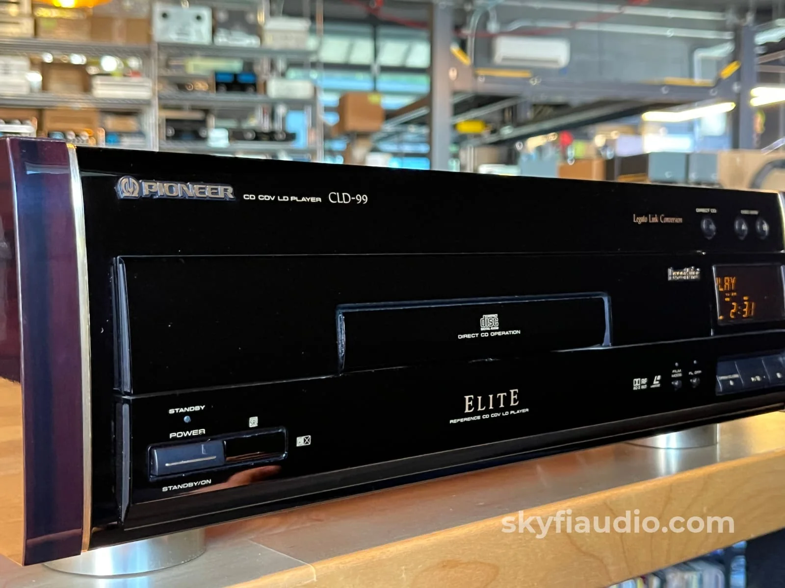 Pioneer Elite CLD-99 LaserDisc Player - With Original Jog-Dial Remote - Image 9