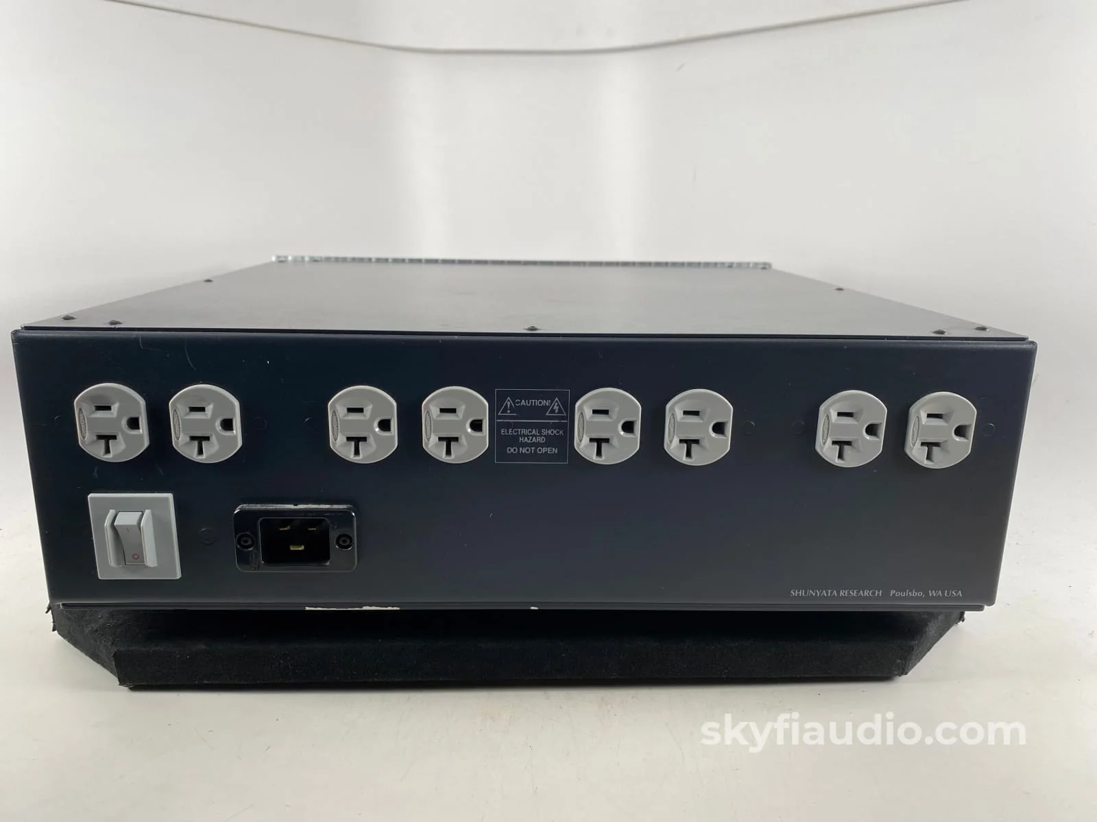 Shunyata Research, Triton Hydra Power Conditioner, Factory Upgraded to v2 - Image 7