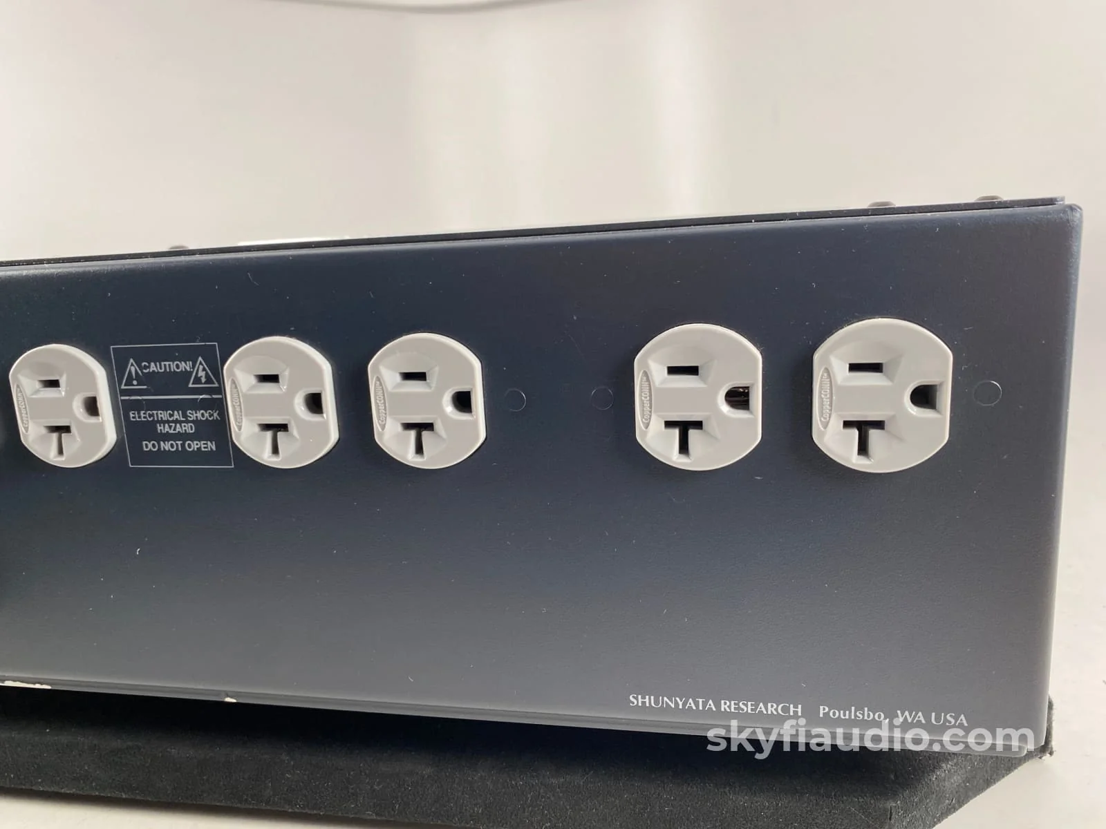 Shunyata Research, Triton Hydra Power Conditioner, Factory Upgraded to v2 - Image 8