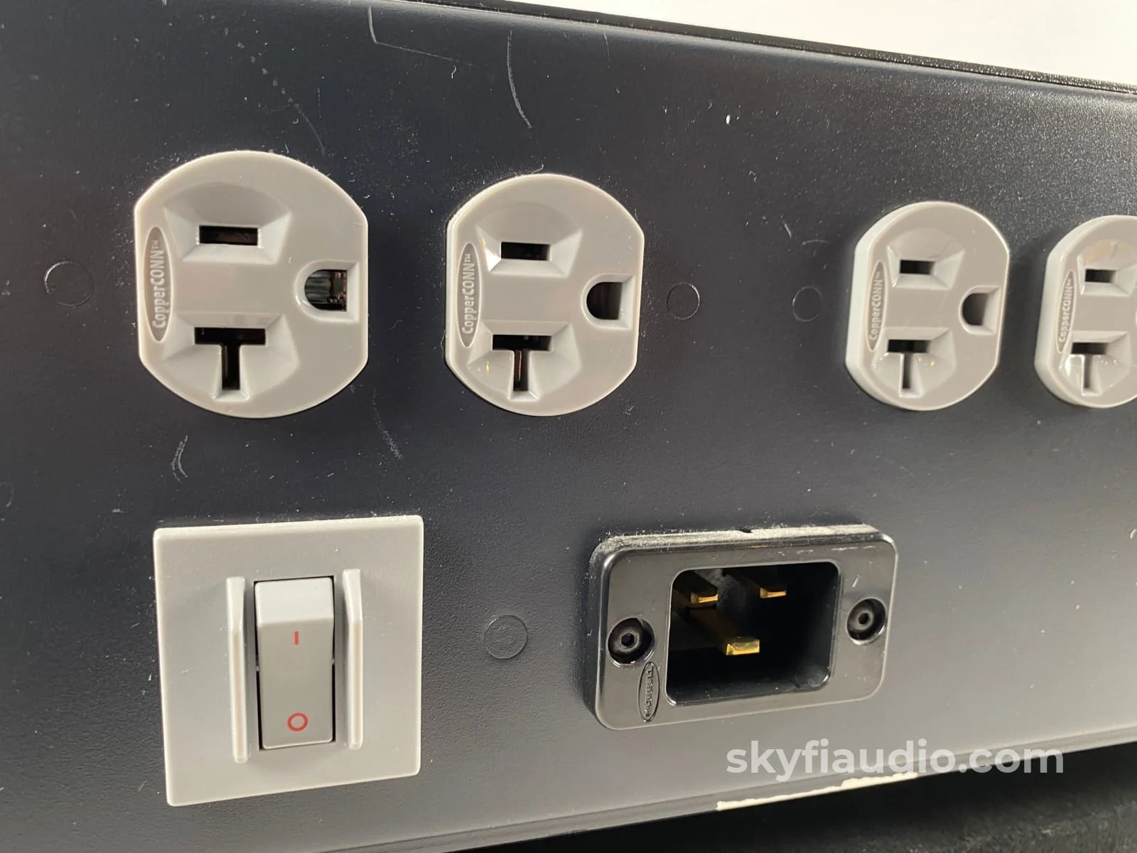Shunyata Research, Triton Hydra Power Conditioner, Factory Upgraded to v2 - Image 9