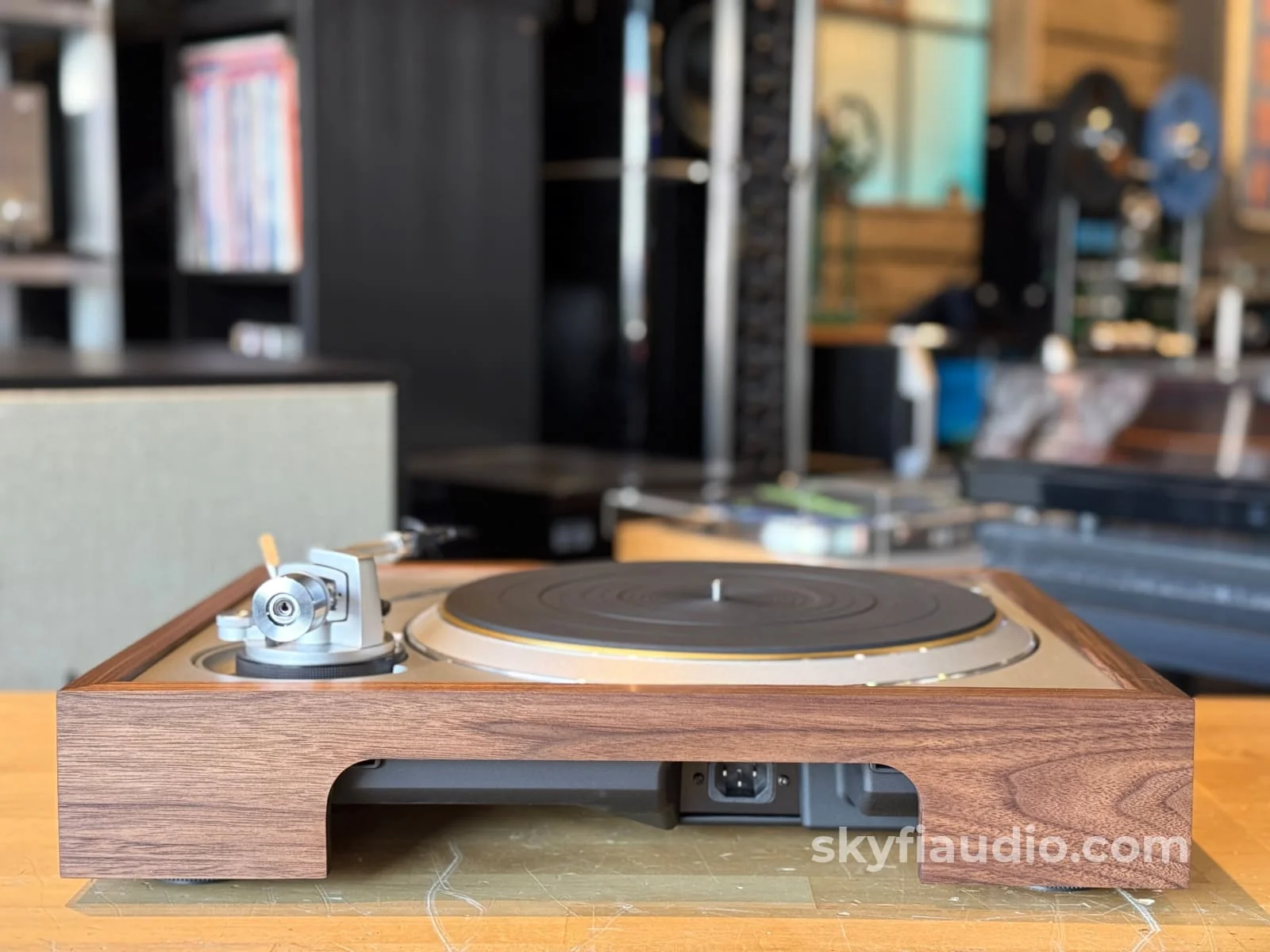 SkyFi Wood Plinth Sleeve for Technics SL-1200G and Other Models - Image 15