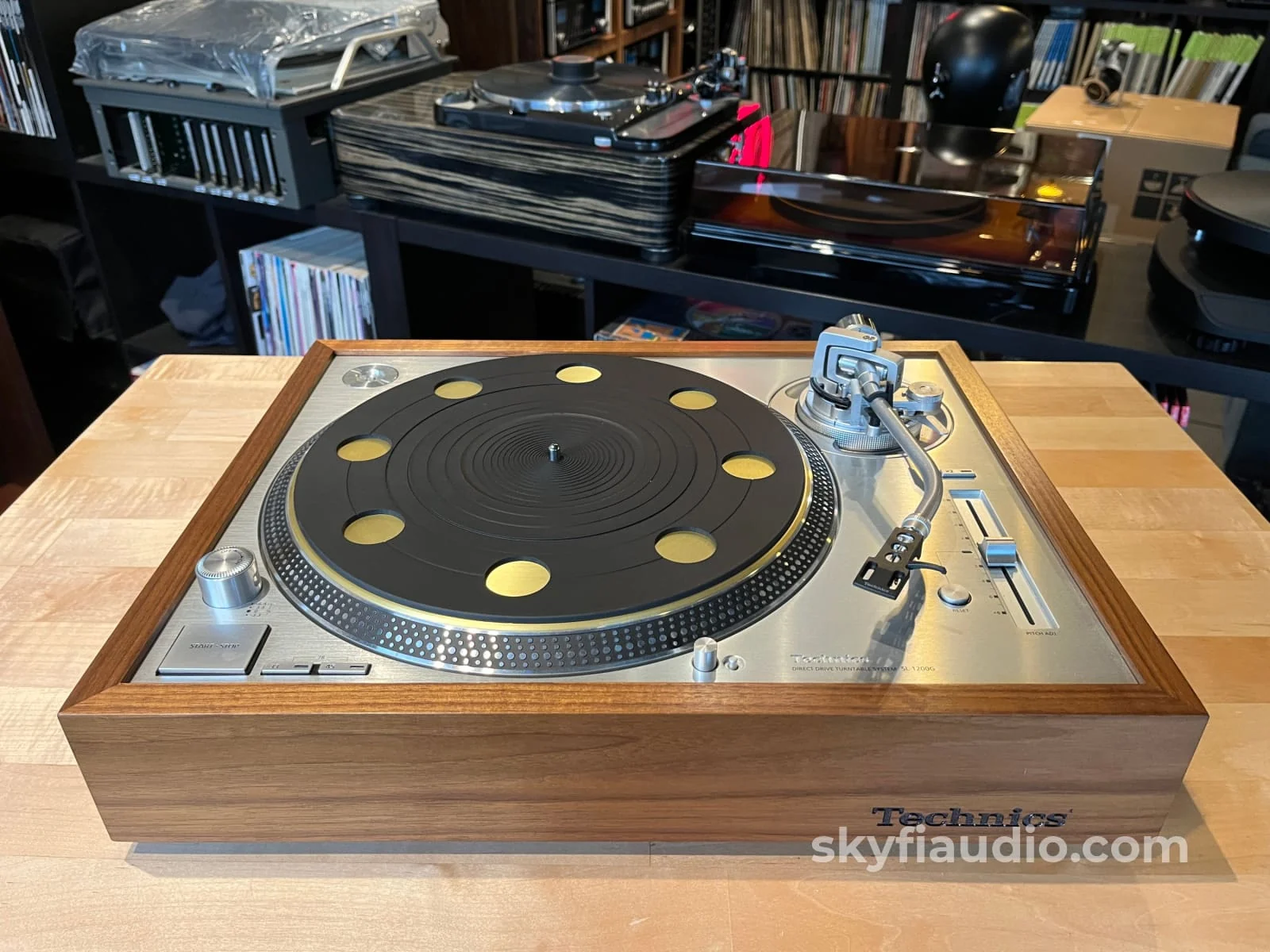 SkyFi Wood Plinth Sleeve with Logo for Technics SL-1200G - Discontinued Glossy Walnut Finish - Image 14
