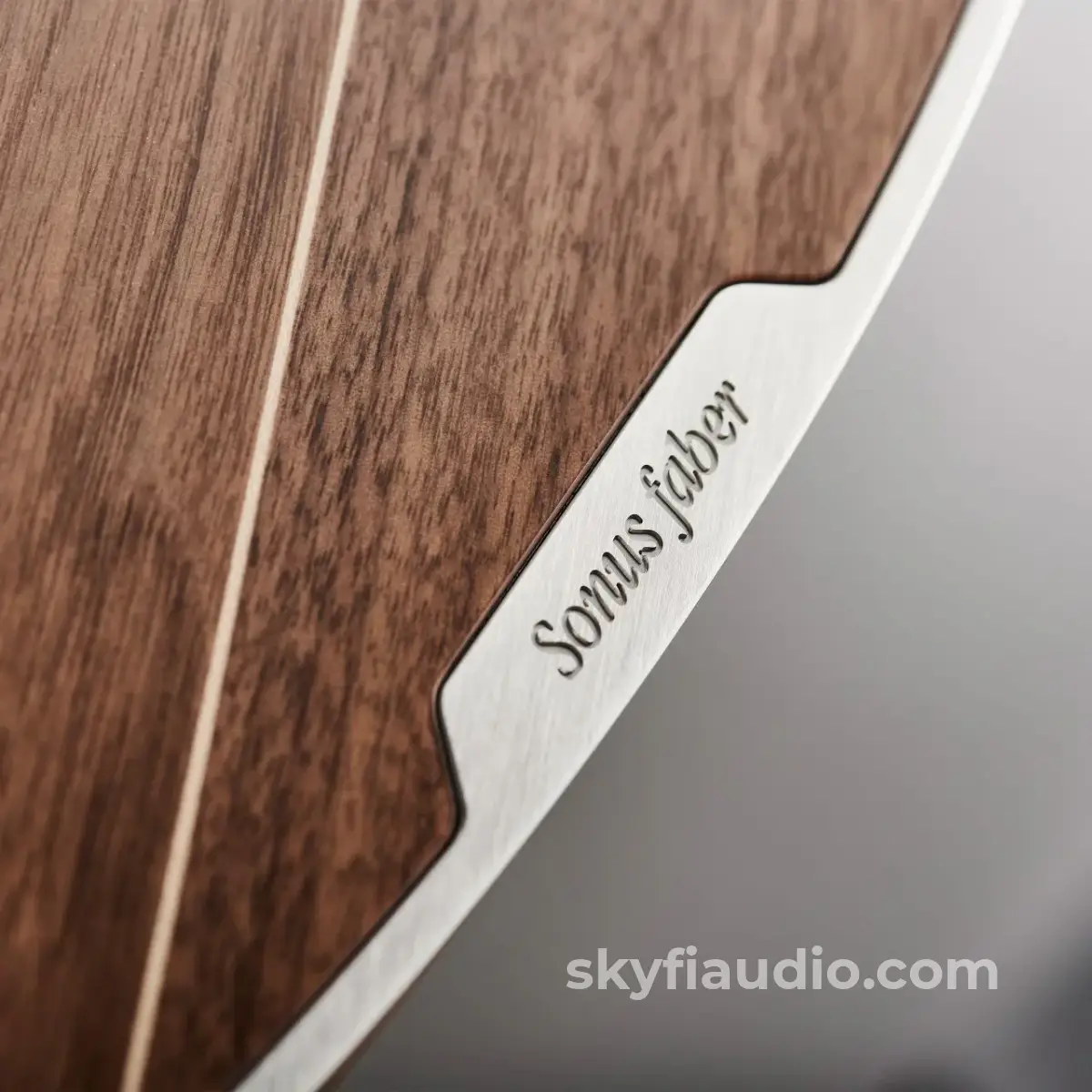 Sonus Faber Olympica Nova I Bookshelf Speakers - Image 3