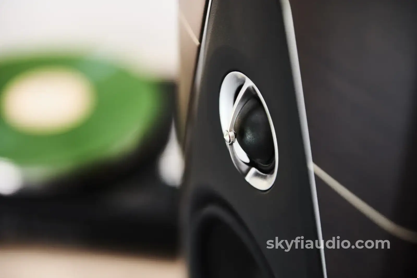 Sonus Faber Olympica Nova I Bookshelf Speakers - Image 9
