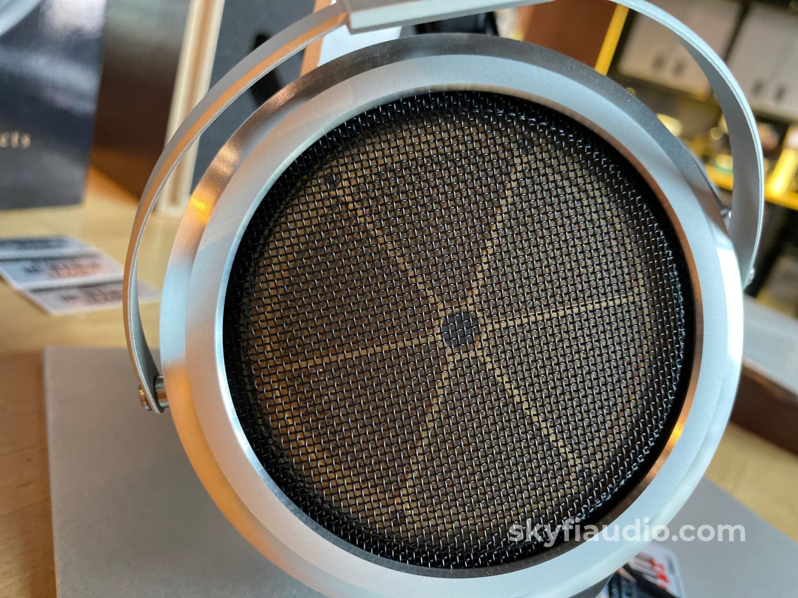 STAX SR-009S Headphones - As New and Complete - In Box - Image 8