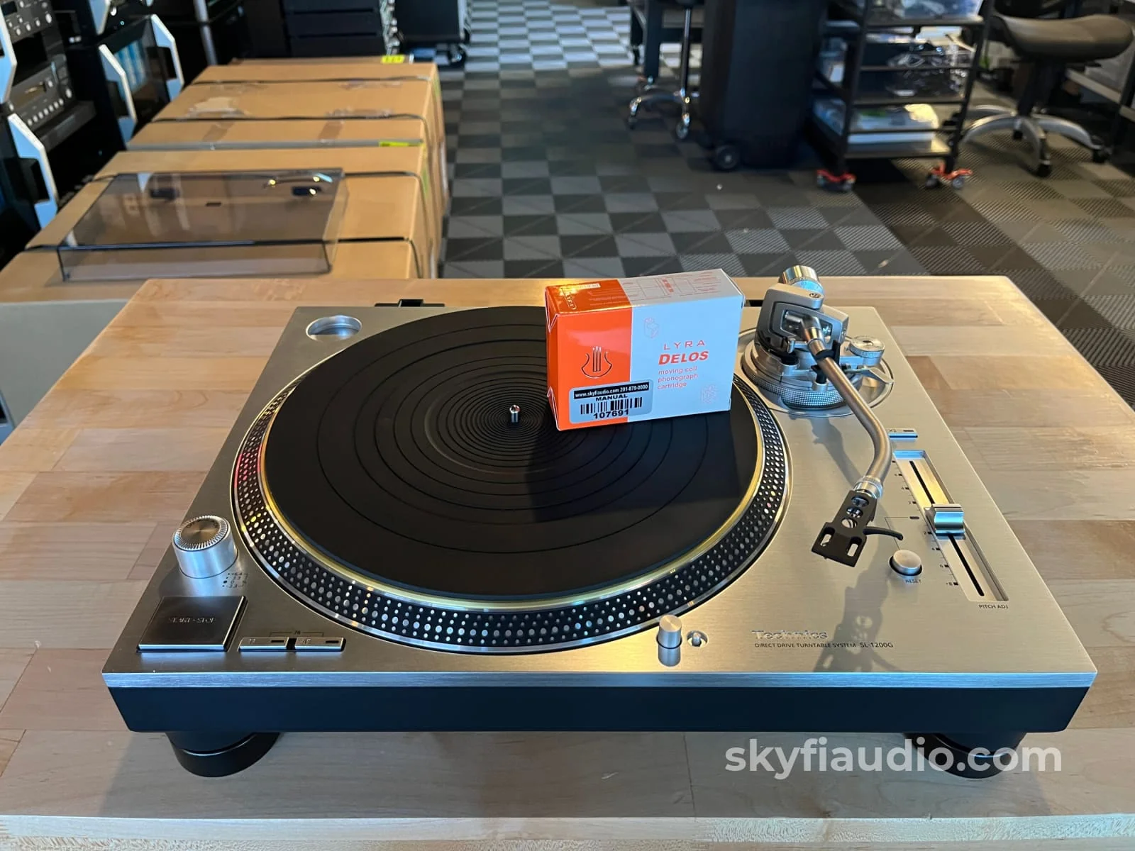 Technics Sl-1200G Turntable W/ Lyra Delos - Pre-Loved