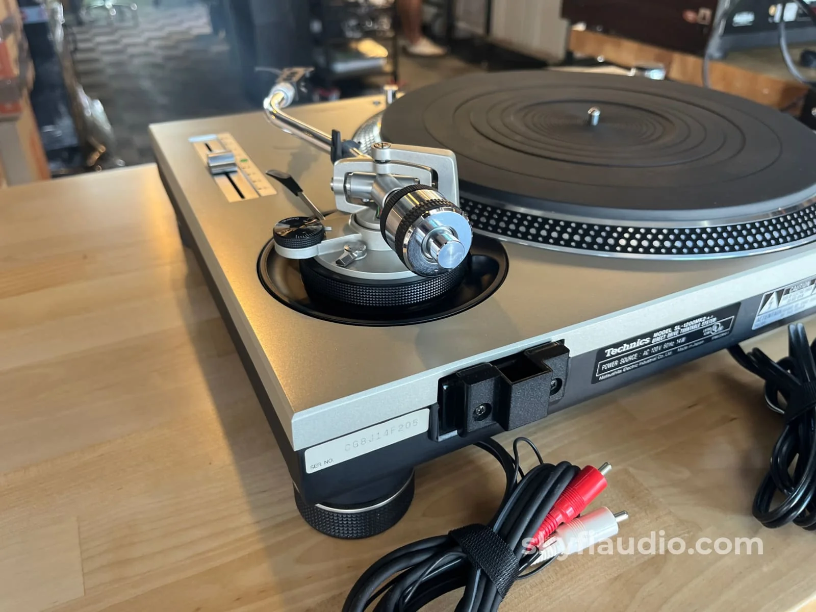 Technics SL-1200MK2 Turntable w/ Flight Case and Ortofon X40 Cartridge - New - Image 16