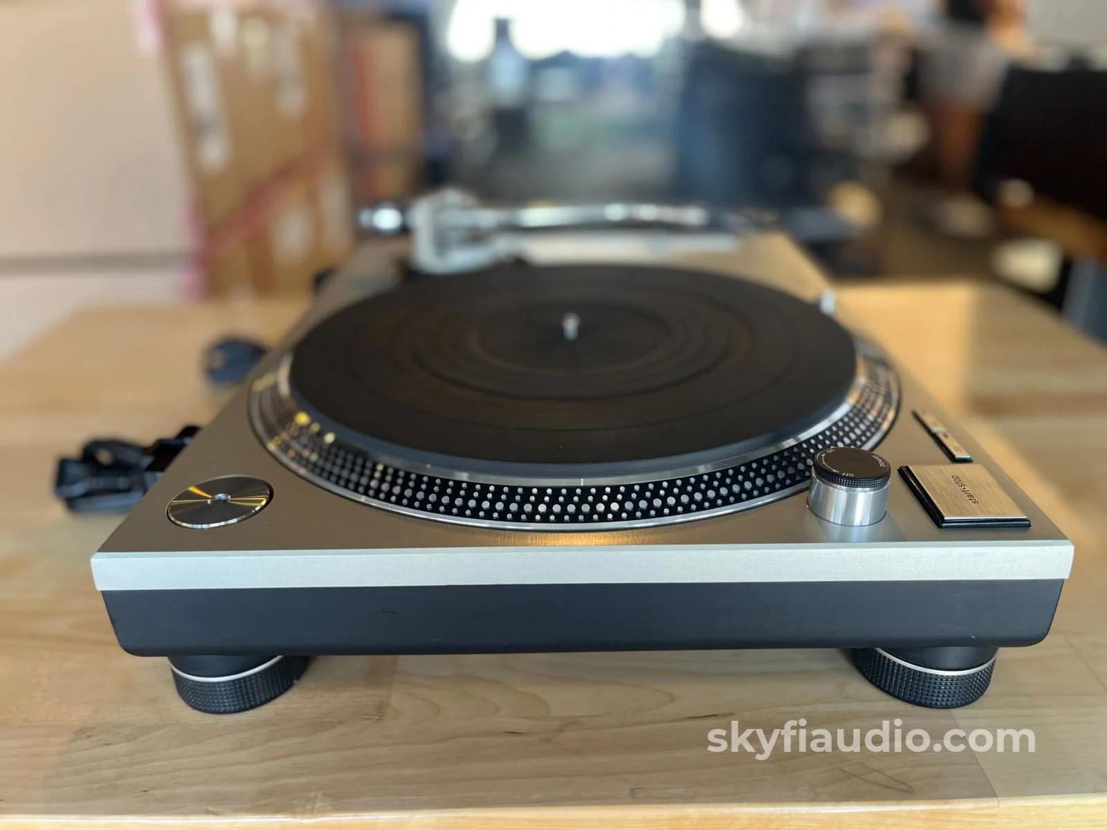 Technics SL-1200MK2 Turntable w/ Flight Case and Ortofon X40 Cartridge - New - Image 17